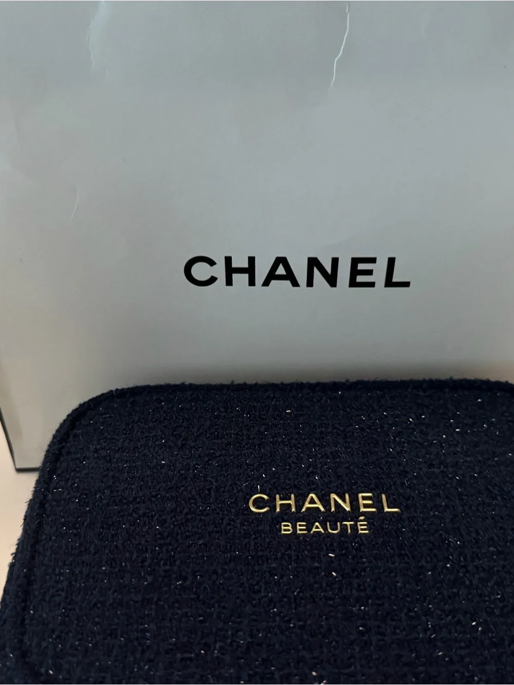 CHANEL Limited Edition 2025 Holiday Gift Set AMPLIFIED GAZE